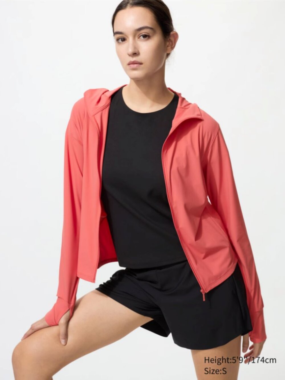 NWT Uniqlo Ultra Stretch AIRism UV Protection Full-Zip Hoodie. Size Small